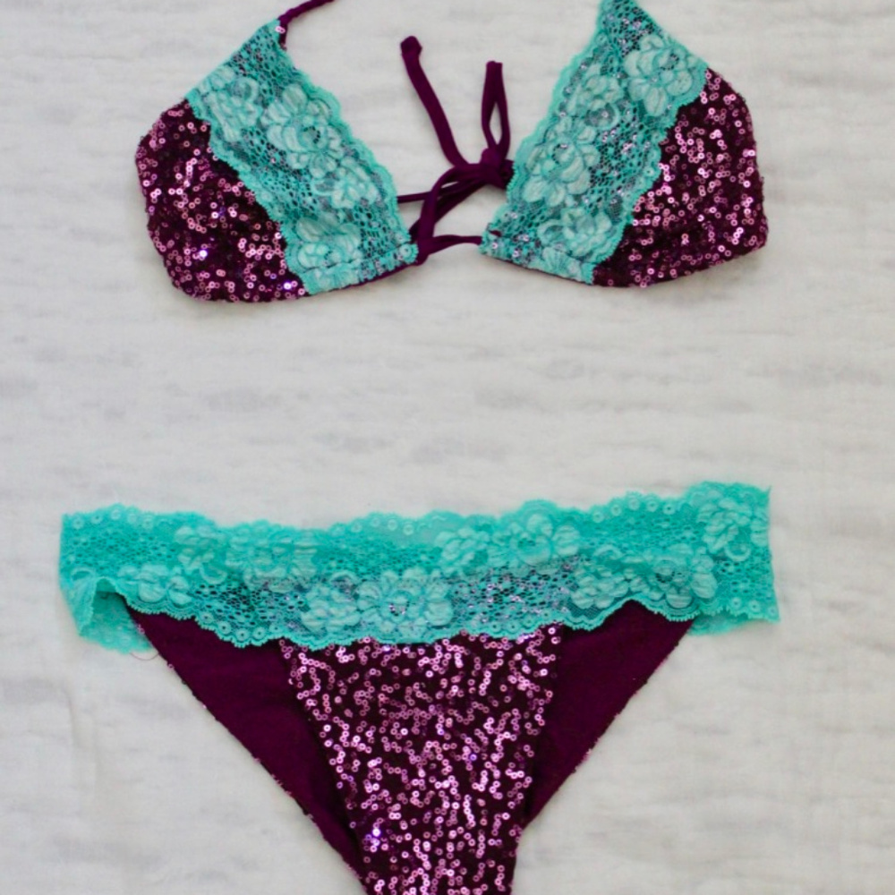 Beach Bunny Bathing suit